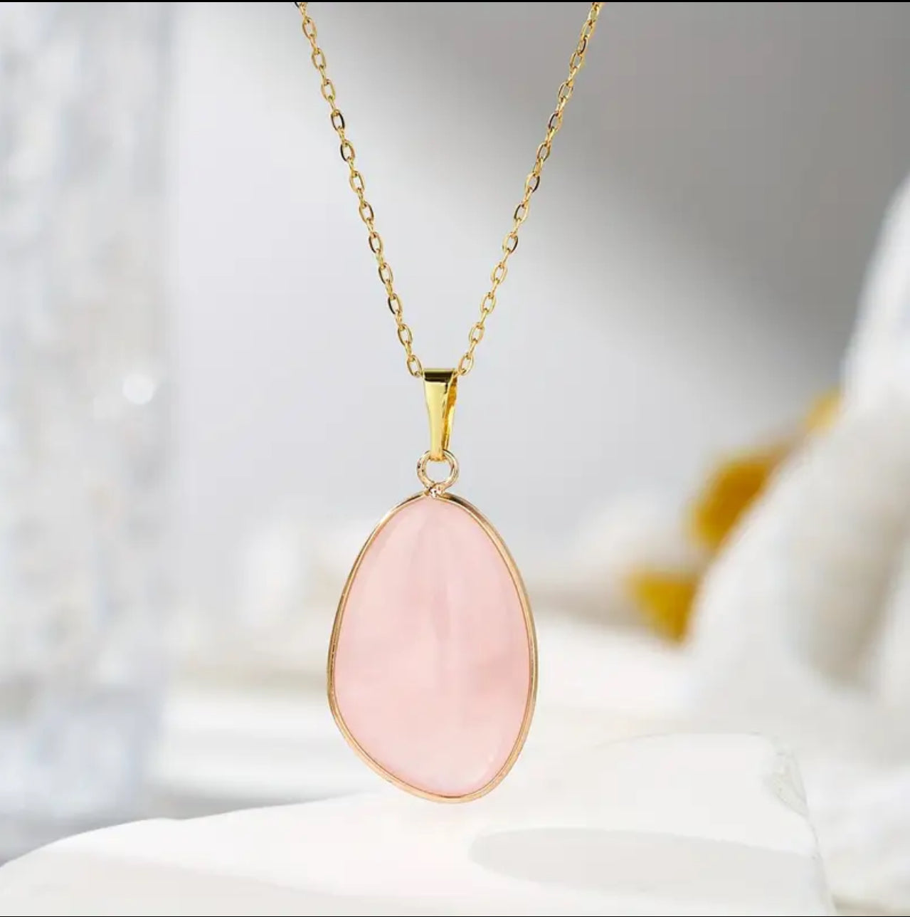 Collier “Douceur de Pétale” en Quartz Rose