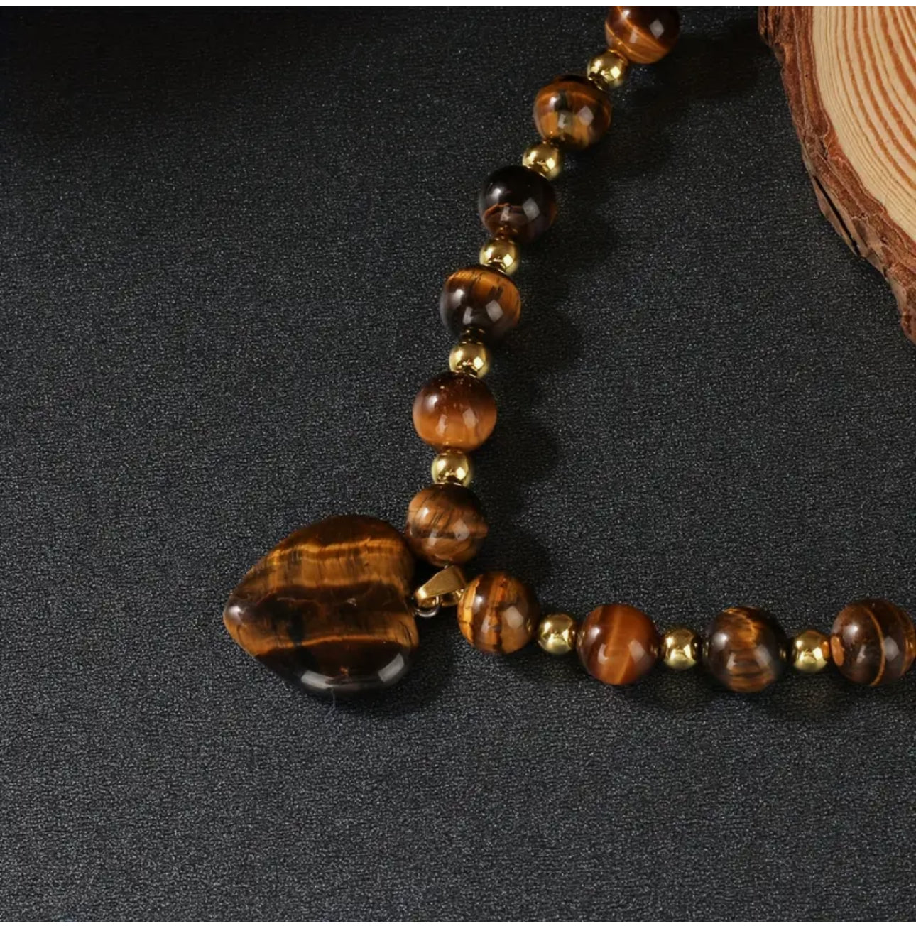 Collier Choker "Force & Amour" en Œil de Tigre et Cœur Doré