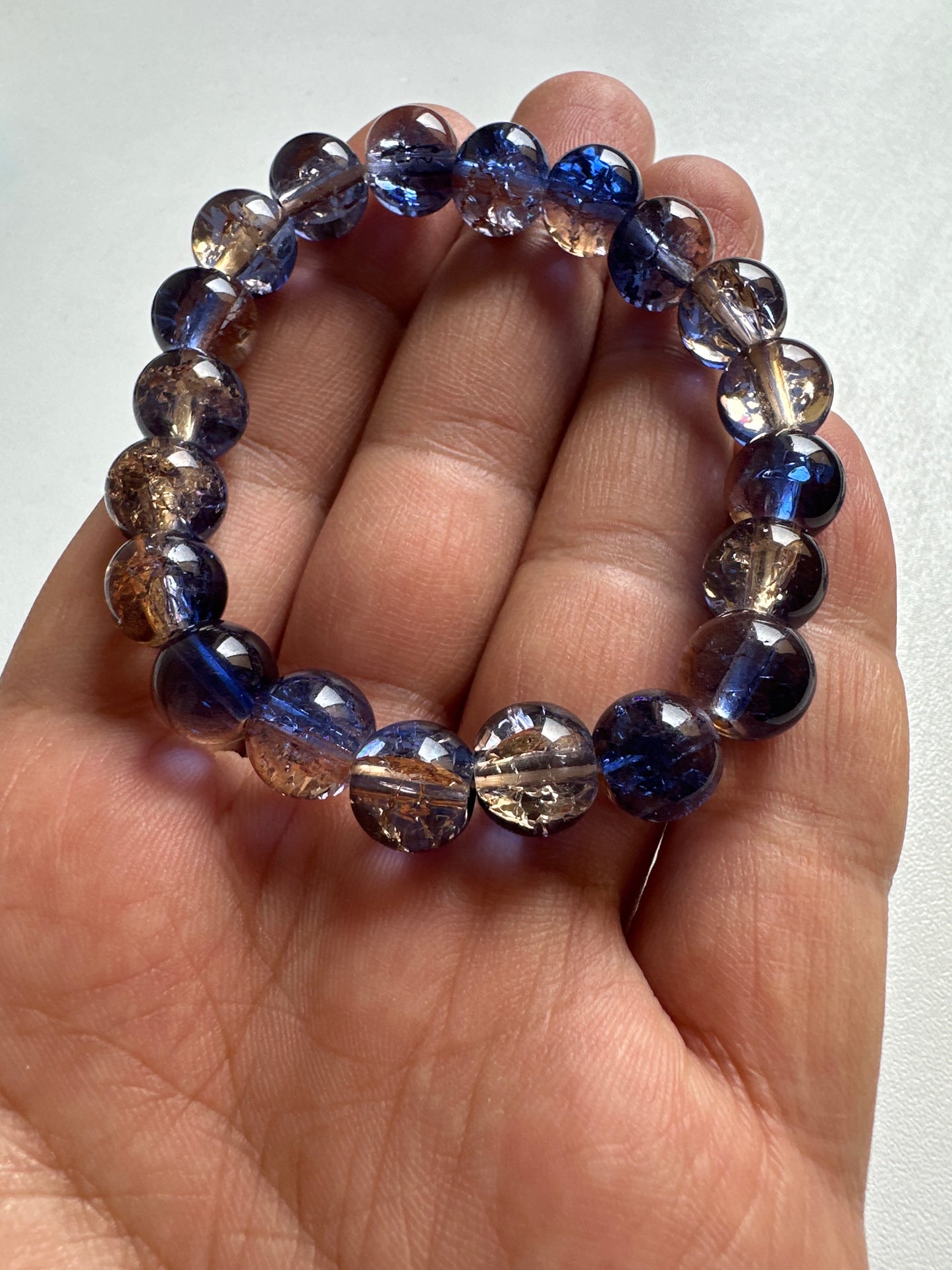 Bracelet « Lumière Céleste » — Quartz Aura Bleu & Doré