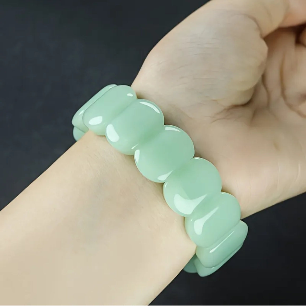 Bracelet en Jade Vert – Sérénité et Harmonie