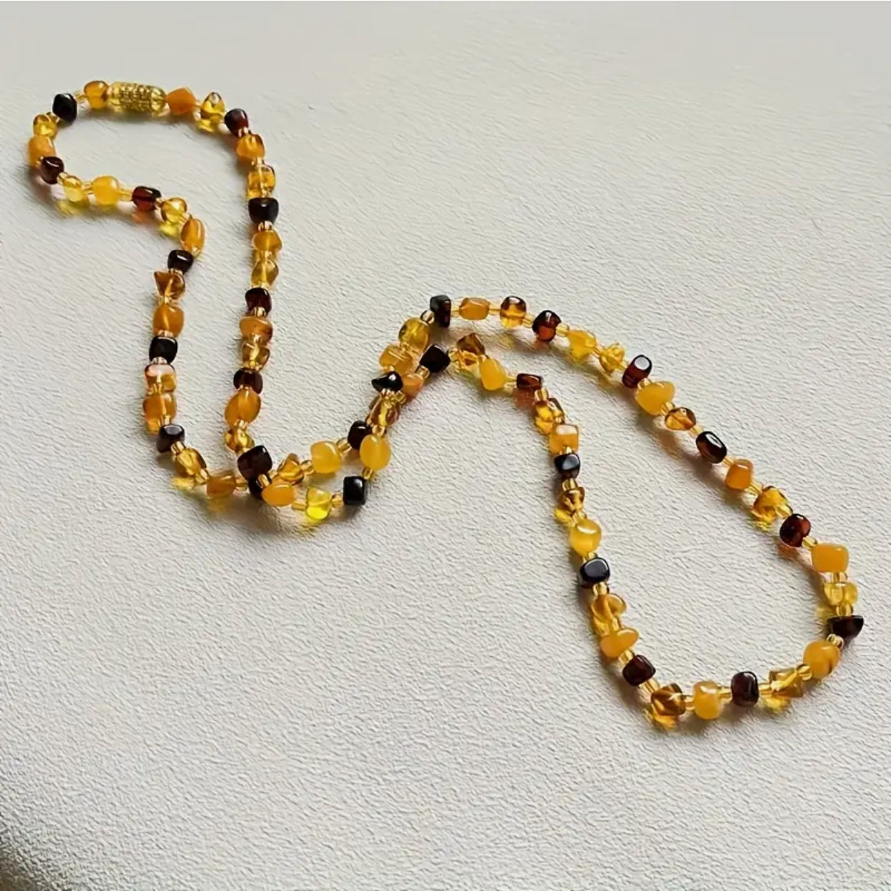 Collier "Rayonnement Solaire" en Ambre Multicolore