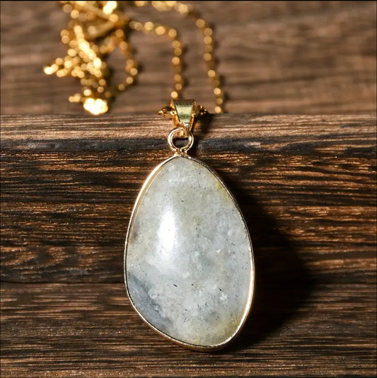 Collier “Reflet de Brume” en Pierre de Lune Grise