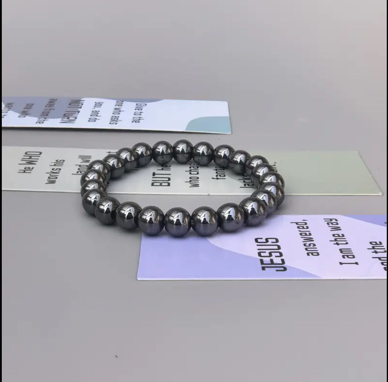 Bracelet en Hématite – Ancrage & Clarté Mentale