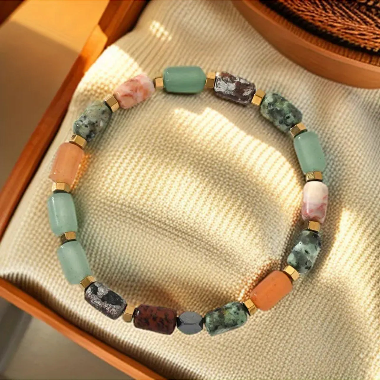 Bracelet en Pierres Naturelles Multicolores – Sérénité et Équilibre