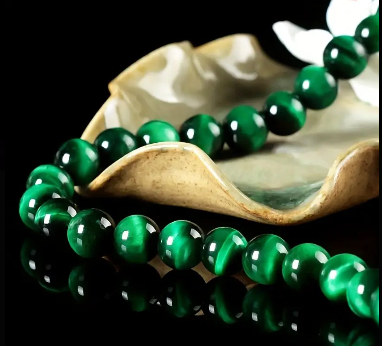 Bracelet en Œil de Tigre Vert – Courage & Équilibre Émotionnel