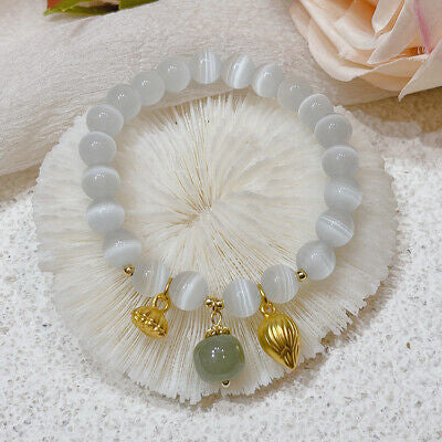 Bracelet en Œil de Chat Blanc et Jade – Lumière et Sérénité