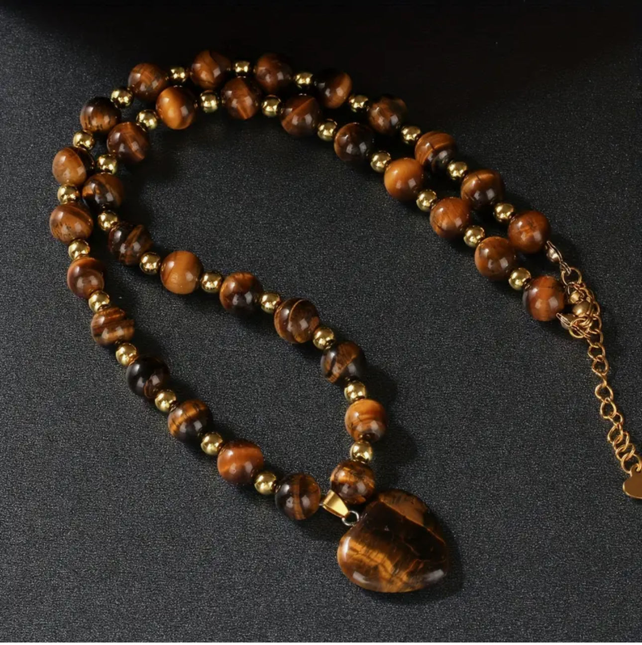 Collier Choker "Force & Amour" en Œil de Tigre et Cœur Doré