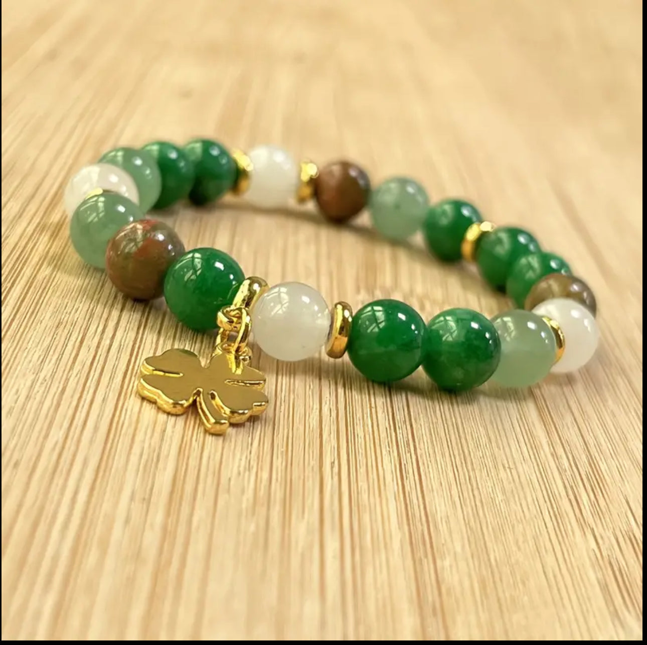 Bracelet Porte-Bonheur en Jade Vert, Quartz Rose et Jaspe Mookaïte avec Trèfle Doré