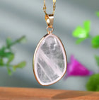 Collier Pendentif "Clarté Cristalline" en Quartz Clair