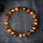Bracelet en Œil de Tigre – Force & Équilibre