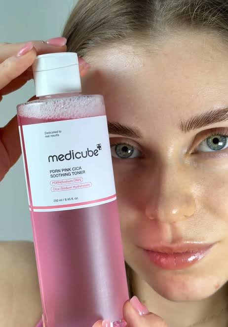 Medicube PDRN Pink Cica Soothing Toner