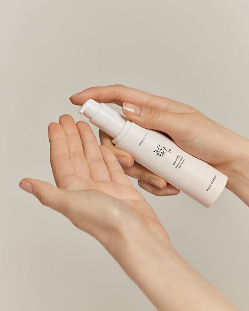 Beauty of Joseon Ginseng Moist Sun Serum (SPF 50+ PA++++)